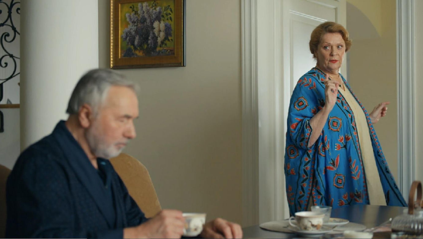 Barwy szczęścia, odcinek 3129. Andrzej (Leon Charewicz), Józefina (Elżbieta Jarosik)