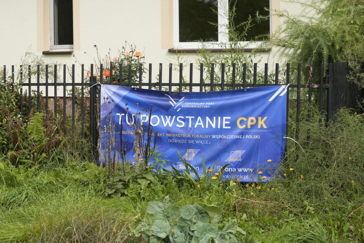 Nie chcą sprzedać domów pod budowę CPK. Strażacy wzniecali pożary w ich wsi