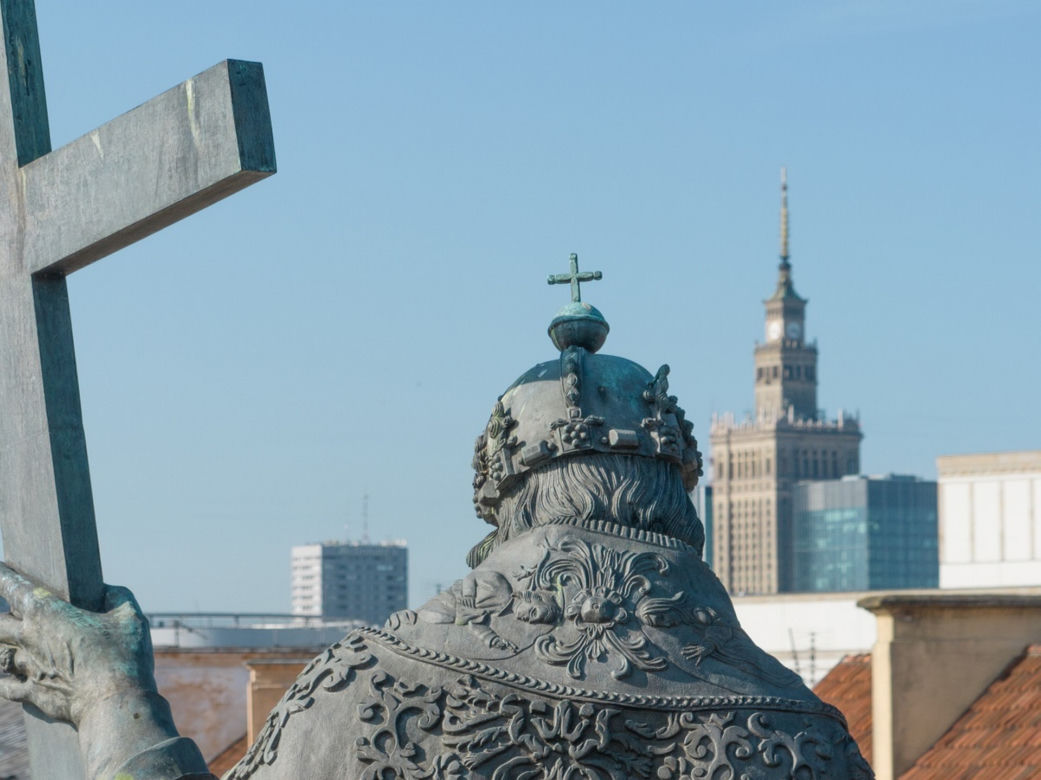 Tak wygląda pomnik  króla Zygmunta III Wazy. Co za widok!