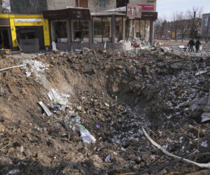 Rosjanie czyszczą Mariupol ze zwłok i gruzów. Szykują tam karnawał zwycięstwa