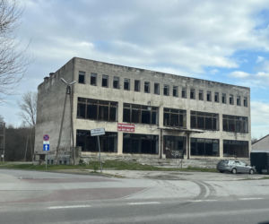 Pijany ojciec jechał z małymi dziećmi. Miał blisko 4 promile alkoholu