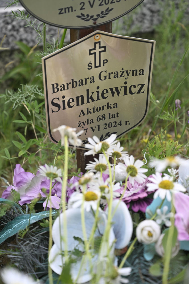 Straszny widok na grobie Barbary Sienkiewicz