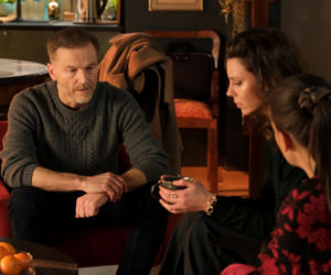 M jak miłość, odcinek 1933: Magda (Anna Mucha), Andrzej (Krystian Wieczorek), Paulina Lipska (Maria Wieczorek)