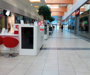 Puste galerie handlowe w Szczecinie po wprowadzeniu stanu epidemicznego
