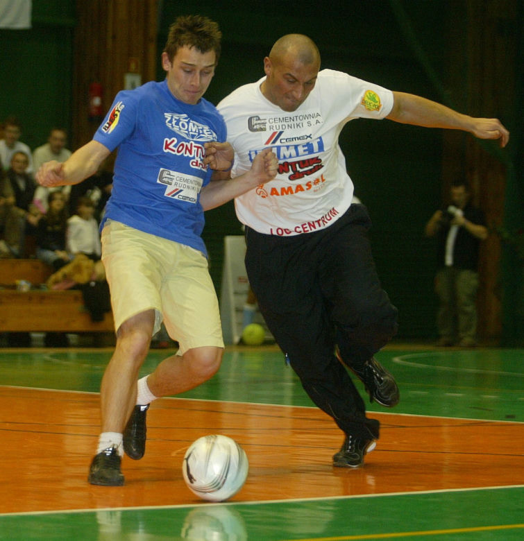 Pudzianowski, Najman i Włodarczyk w meczu "Bokserzy vs Żużlowcy" w 2006 roku
