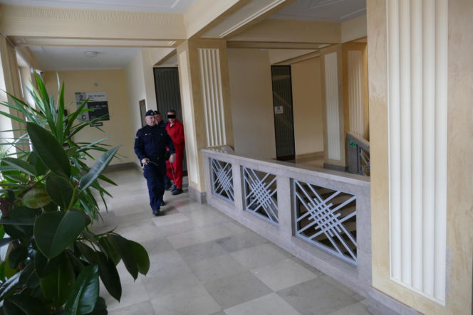 Ostrzelał braci i próbował zabić nożem znajomego. „Nie wiem, czy nim go uderzyłem”