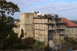 Odbudowa zamku w Dobczycach