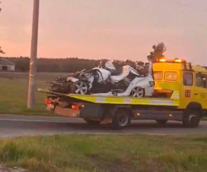 Makabra na drodze! 20-letni kierowca zginął na miejscu. Skoda zmiażdżona pod naczepą