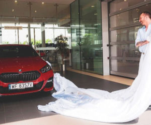 Mariusz Brzozowski wyjechał z salonu nowym BMW serii 2 Gran Coupe