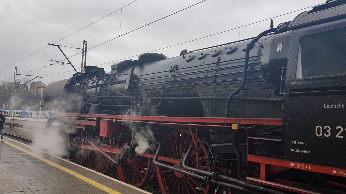 Zabytkowy pociąg na stacji Szczecin Główny