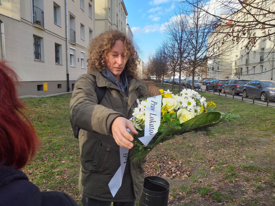 Znany warszawiak uzgadnia płeć. Zmienia się w piękną kobietę