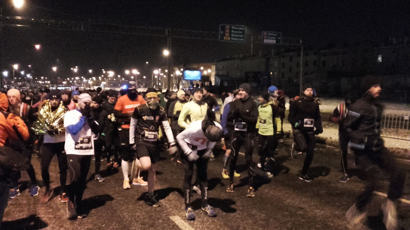 Mroźna i nocna Dycha do Maratonu