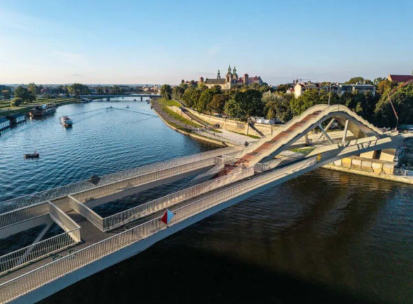 Jest data otwarcia nowej kładki. Termin nie jest przypadkowy