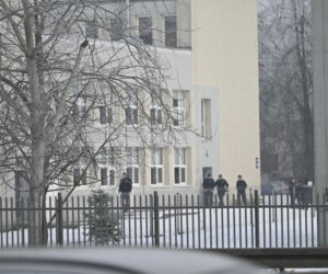 Pijany dowódca kompanii miał zgwałcić młodą policjantkę. Szokująca afera w policji