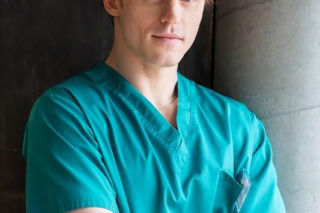 Pierwsza miłość, odcinek 4184: Don Jose żąda pół miliona dolarów, a na dodatek zleca pobicie uwięzionego Polaka