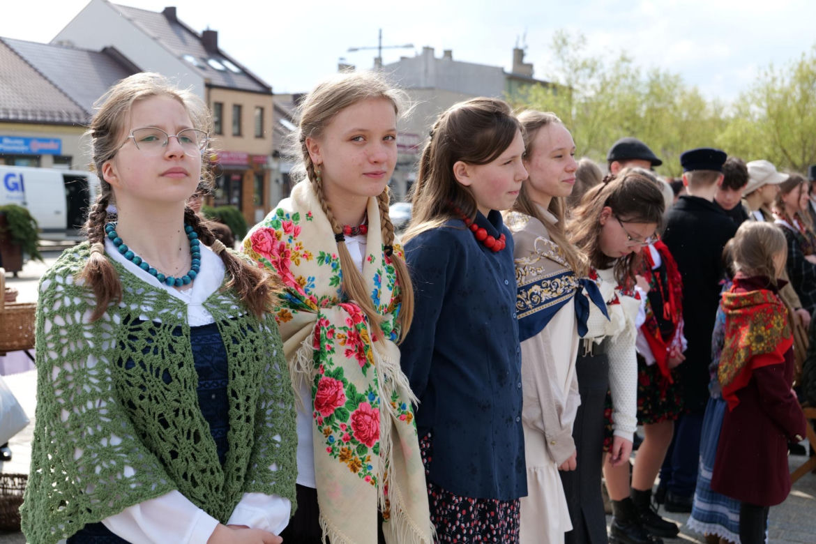 Starachowice: Wierzbnickie Meżaliany, akt II. Zaślubiny i wesele