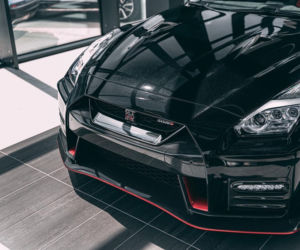 Krzysztof Hołowczyc i nowy Nissan GT-R Nismo