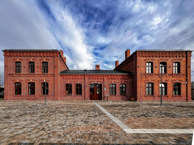 To największe miasto w województwie śląskim. Leżało na ziemiach historycznej Małopolski