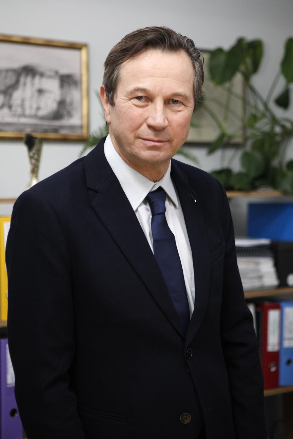 Piotr Cyrwus kiedyś i dziś. Tak przez lata zmieniał się aktor znany z roli Ryśka w "Klanie"