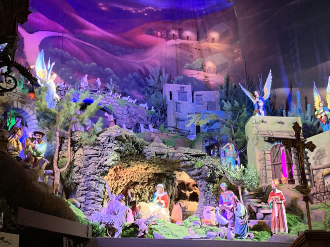 Żłóbek w Panewnikach 2025. Franciszkanie postawili na symboliczne sceny