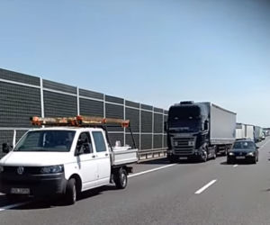 Wypadek na A4 pod Krakowem. Kierowcy jechali korytarzem życia