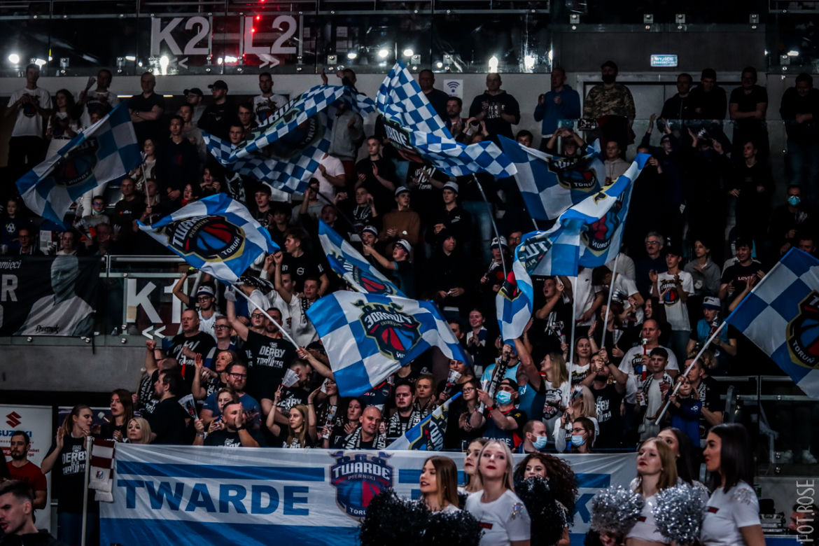 Twarde Pierniki Toruń - Anwil Włocławek 84:92, dużo zdjęć z Areny Toruń