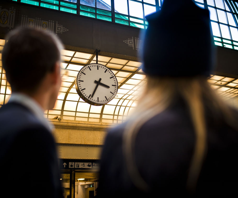 W weekend zmiana czasu. Czy pociągi będę miały godzinny postój? [PKP INTERCITY]