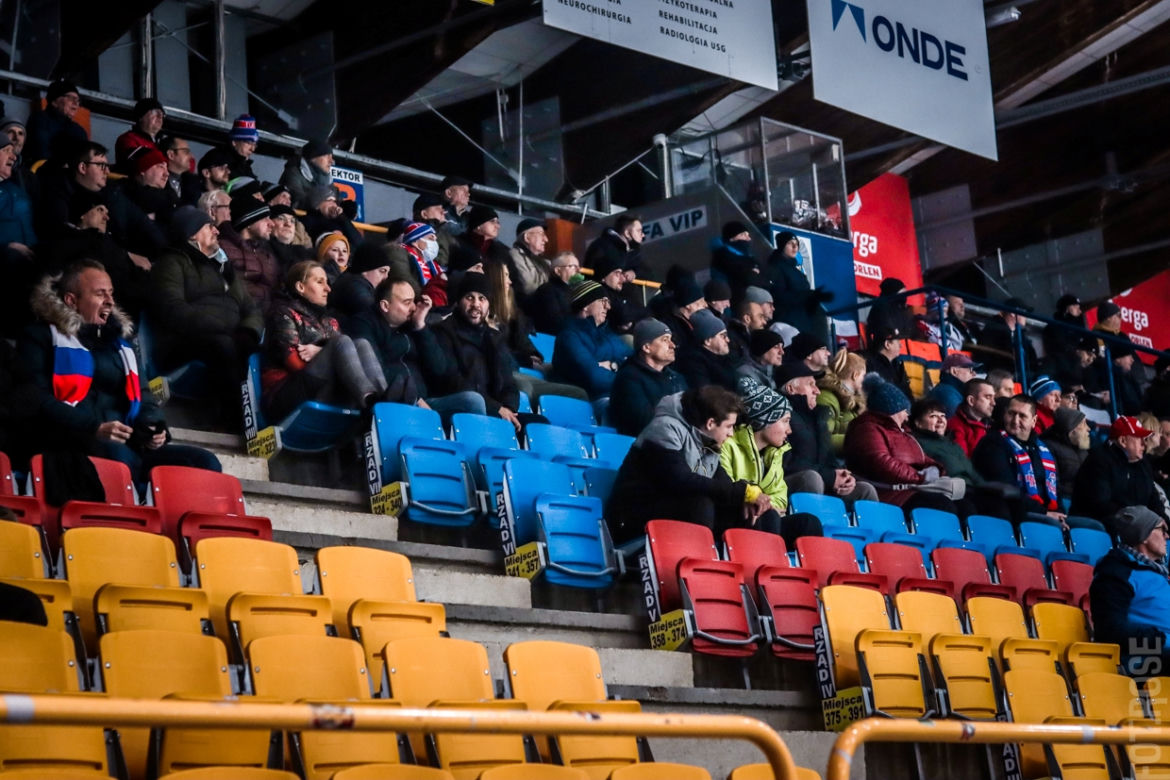 KH Energa Toruń - Tauron Podhale Nowy Targ 6:2, zdjęcia kibiców z Tor-Toru 