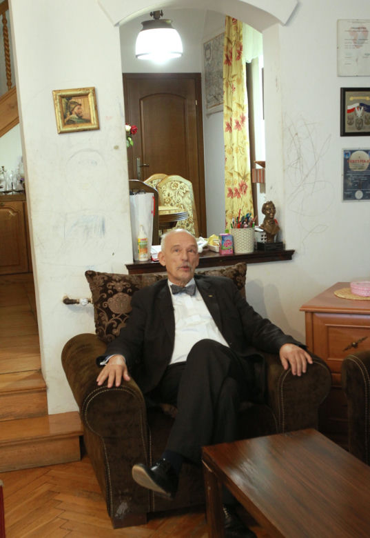 Tak mieszka Janusz Korwin-Mikke