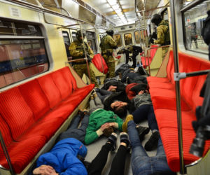 Ćwiczenia SOP w stołecznym metrze