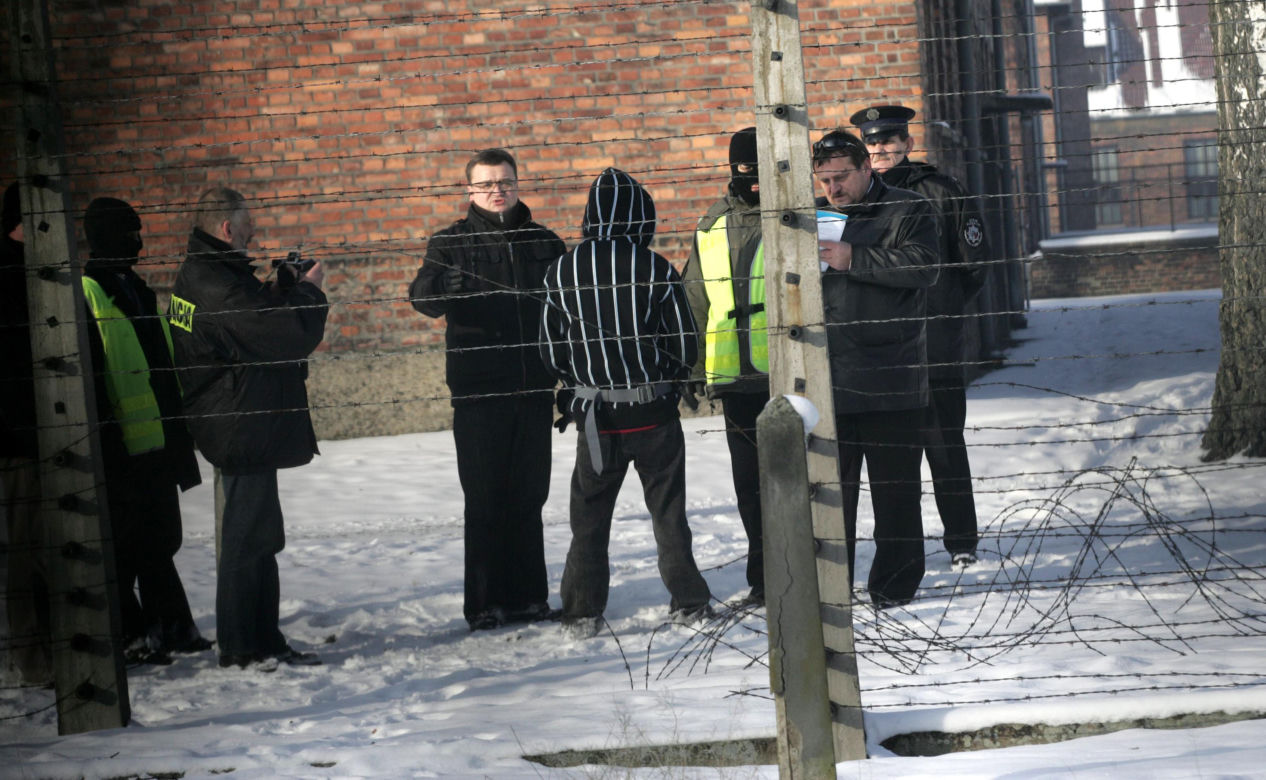 Ukradli bramę za 100 000 zł