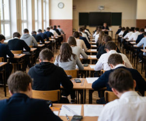 Matura 2026: matematyka rozszerzona 11.05.2026. Przecieki, arkusze CKE, pytania i odpowiedzi. Relacja na żywo