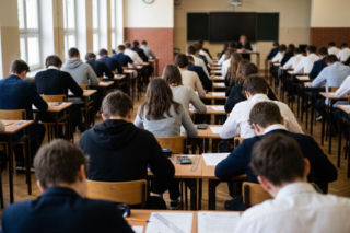 Matura 2026: matematyka rozszerzona. Rozwiązania zadań, arkusze CKE, odpowiedzi. Relacja na żywo