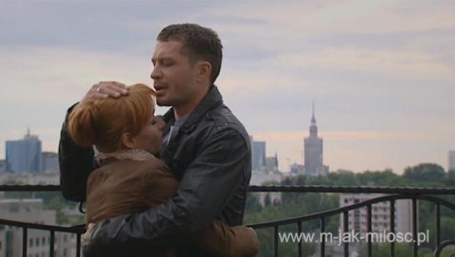 M jak miłość. Tomek (Andrzej Młynarczyk), Agnieszka (Magdalena Walach)