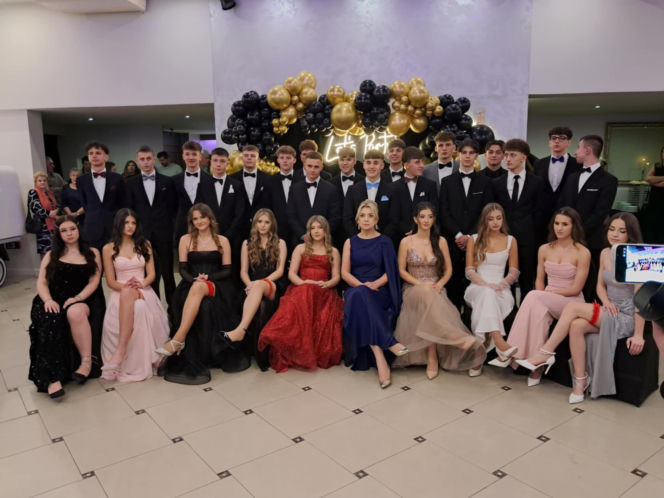 Studniówka 2026 Zespołu Szkół Zawodowych nr 3 w Starachowicach