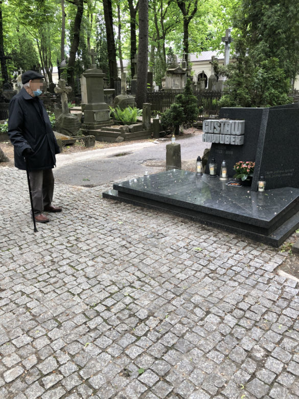 Gustaw Holoubek- włamanie do jego grobu