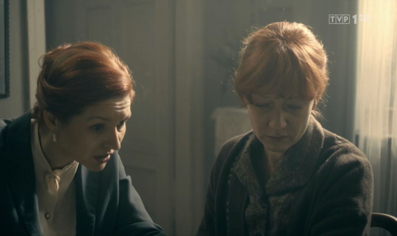 Stulecie Winnych 4, odc. 1: Mania (Magdalena Walach), Ania (Urszula Grabowska)	