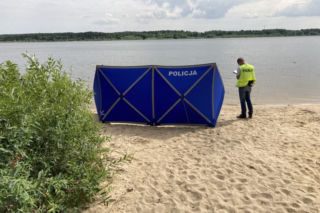 Śmierć nad zalewem Cieszanowickim. Weszli do wody we dwóch, jeden wypłynął martwy. Co tam się wydarzyło?
