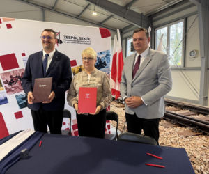 Umowa z POLREGIO – szansa i nowe możliwości dla uczniów „Kolejówki”! 