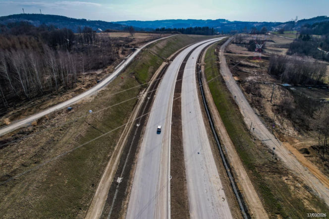 Najwyższa estakada w Polsce powstaje na S19 Babica Jawornik. Na plac budowy prowadzą serpentyny