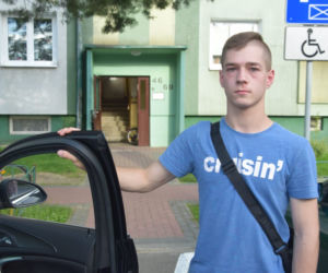 Policja pobiła mnie za tabletki na migrenę