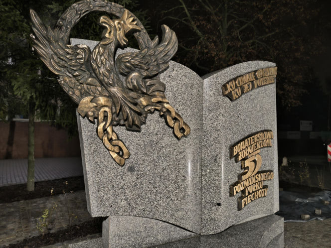 Nowy pomnik w Lesznie