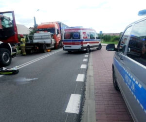 Droga krajowa nr 57. Śmiertelny wypadek w Nowinach. Ciężarówka zderzyła się z busem