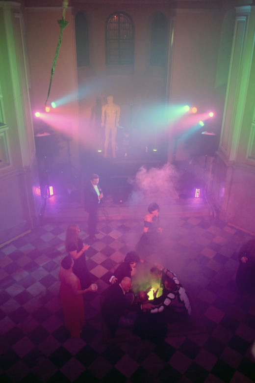 Dyskoteka techno w kościele w Rybniku Bing Bang Party