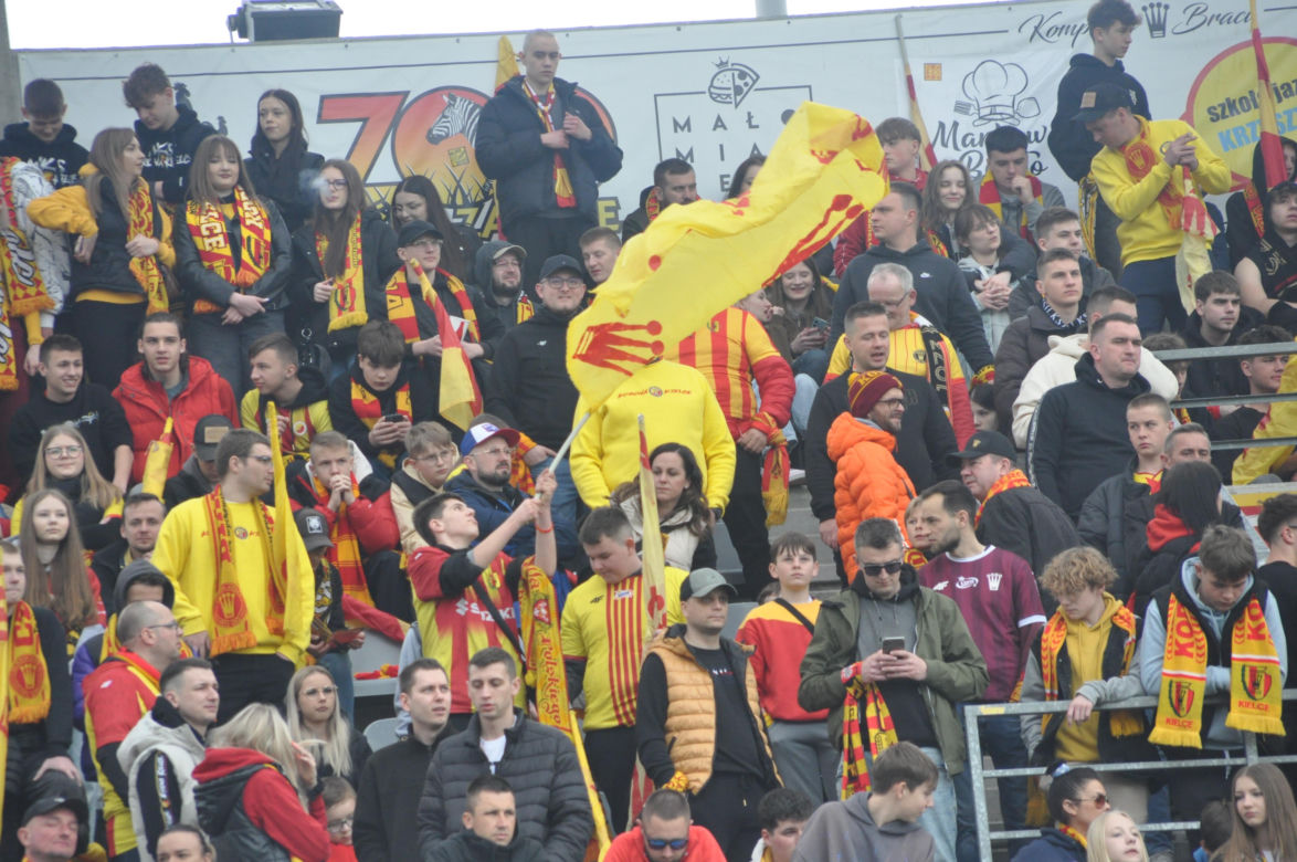 Tak dopingowali kibice na meczu Korona Kielce - Radomiak Radom
