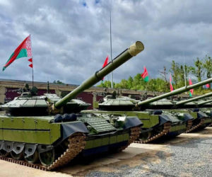 Białoruś prezentuje zmodernizowane czołg T-72BM2