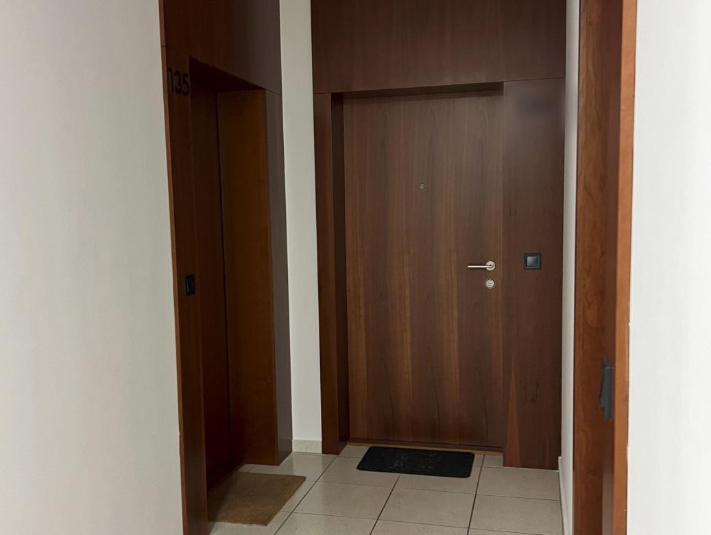 Kłótnia zakończona krwawą masakrą. Ciała dwóch młodych osób znaleziono w mieszkaniu na Woli