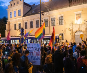 Tańczący protest pod krakowską kurią