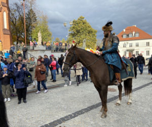 Wielka Parada Branickich w Białymstoku. Przejazd husarii