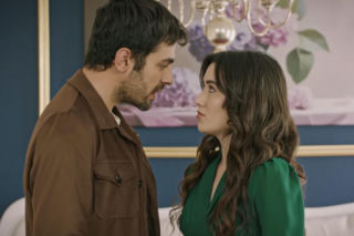 Koniec Wichrowego wzgórza. Zeynep traci przytomność, Halil modli się do Boga